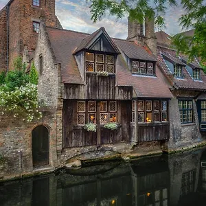 Bed & Breakfast Exclusive Bonifacius, Bruges